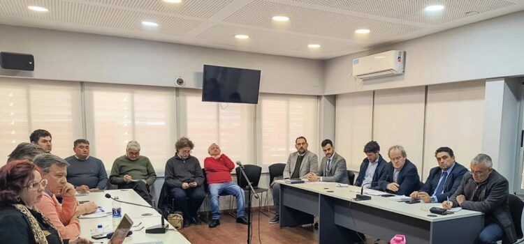 Conciliación docente: Provincia presentó nueva oferta de recomposición salarial a los gremios