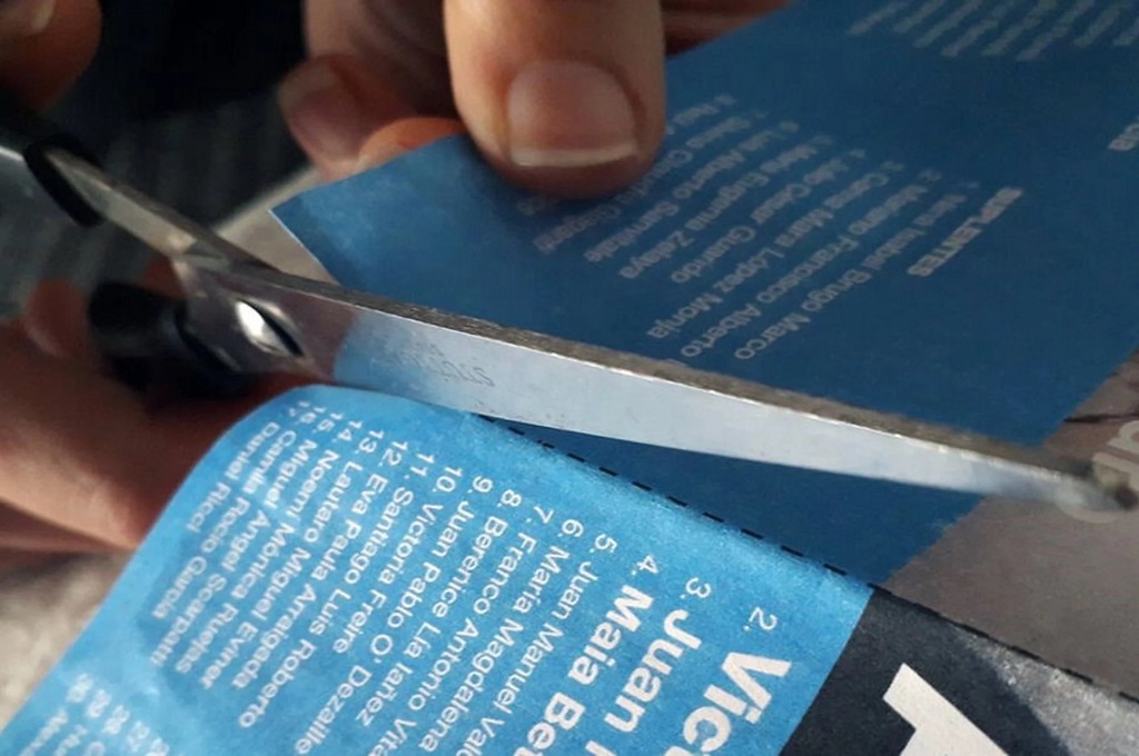 La Libertad Avanza denunció la entrega de "boletas falsas" y Juntos por el Cambio llamó a votar su lista completa