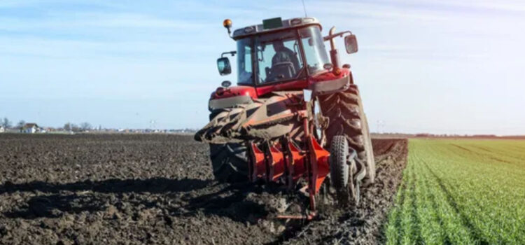 Críticas de la ARU a millonaria compra de tierras del INC
