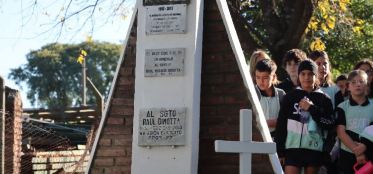Emotivo homenaje al Sargento Dimotta en Gualeguaychú