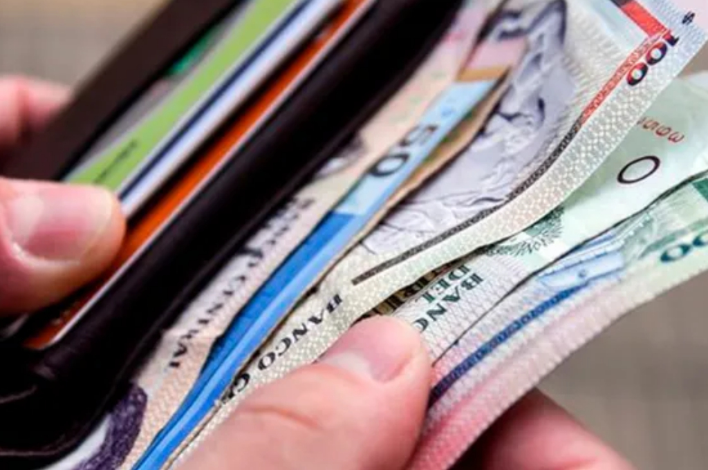 El salario mínimo uruguayo es el único en Sudamérica que permite vivir cómodamente