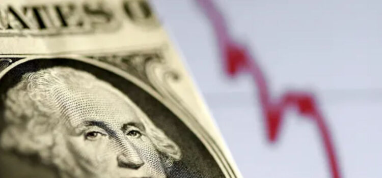 El dólar cayó a un nuevo mínimo en lo que va del año en Uruguay