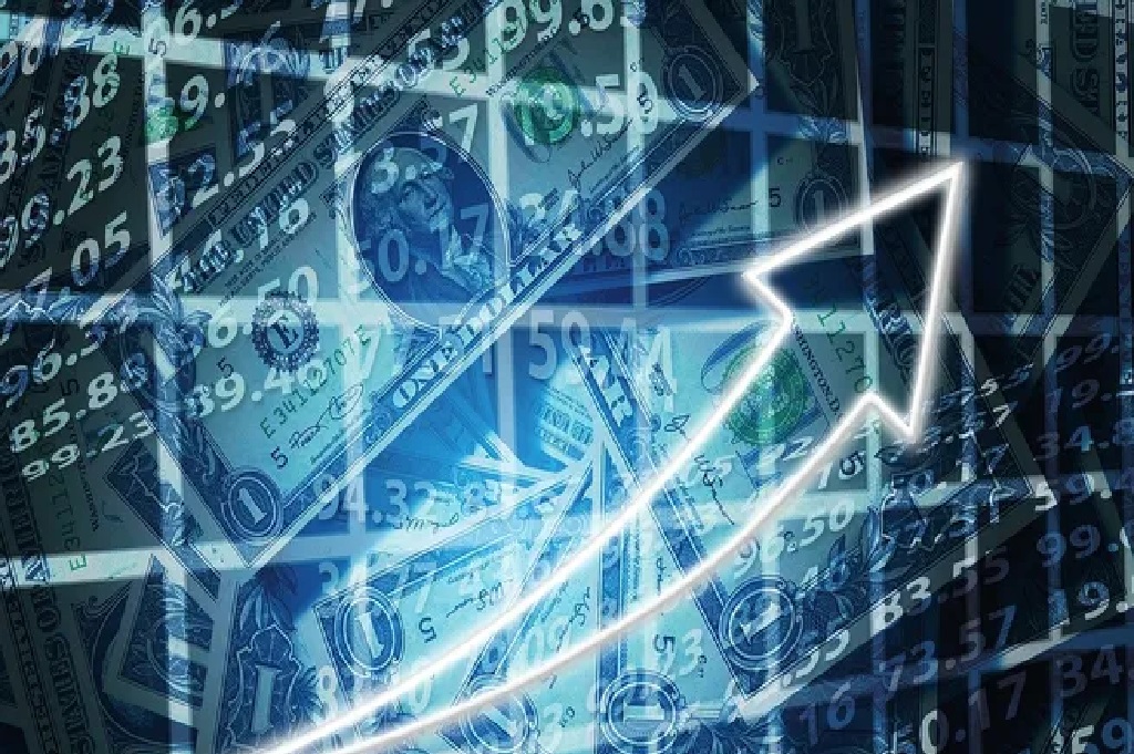 Dólar blue récord en Argentina: ¿Qué opción de pago conviene a los uruguayos?