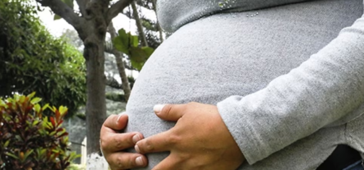 En Uruguay, en tres meses, 190 menores cursaron embarazos
