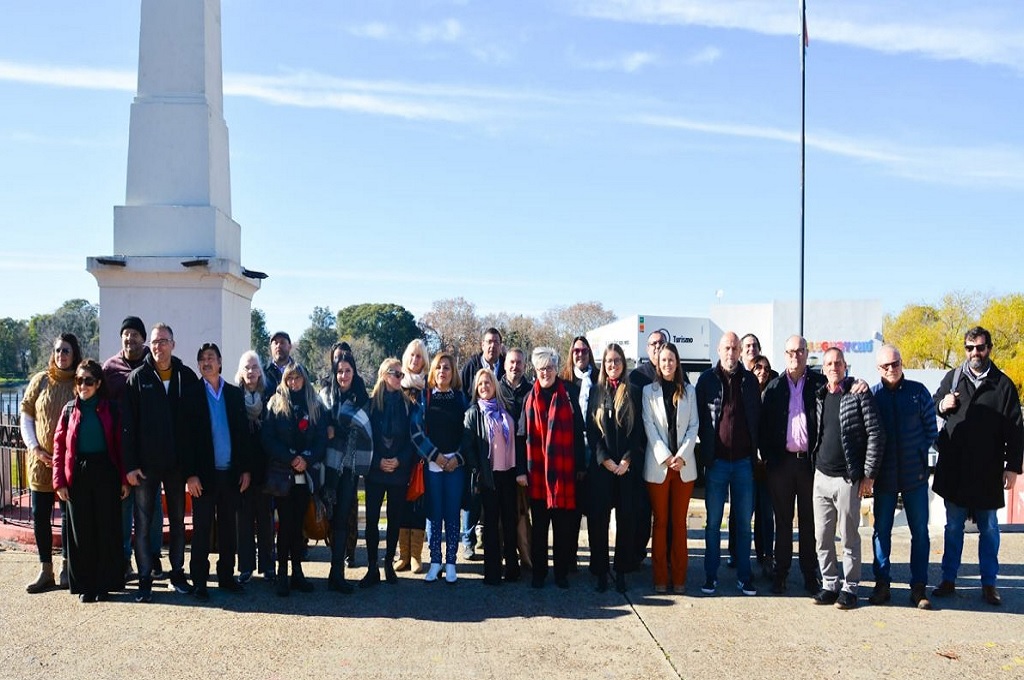 Gualeguaychú 365: fructífero encuentro junto a prestadores y autoridades de turismo de Río Negro y Soriano de Uruguay