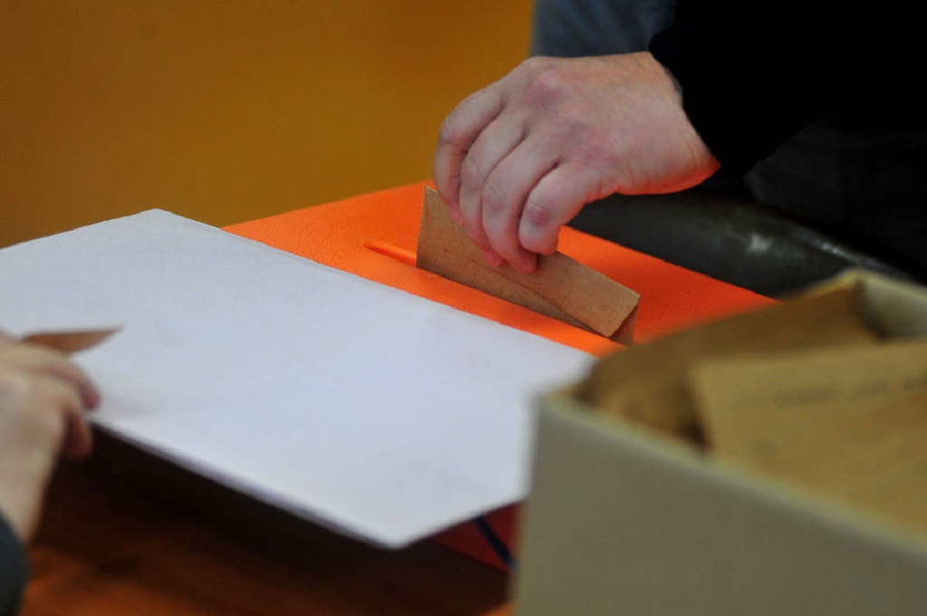 Qué intención de voto tienen el FA y los partidos de la coalición, según Factum