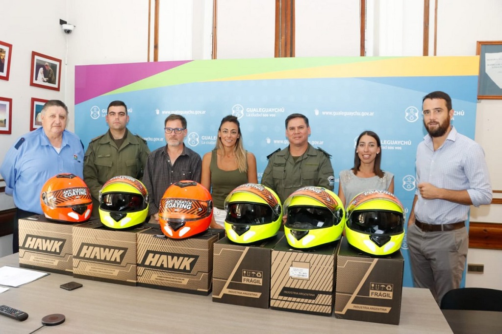 La Municipalidad entregó cascos homologados