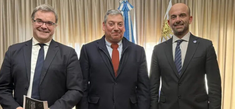 Uruguay y Argentina cerca de cerrar un acuerdo de cielos abiertos