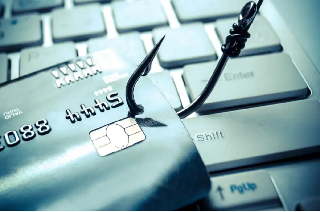 BROU alerta sobre nueva estafa al comprar por internet: ¿De qué se trata?