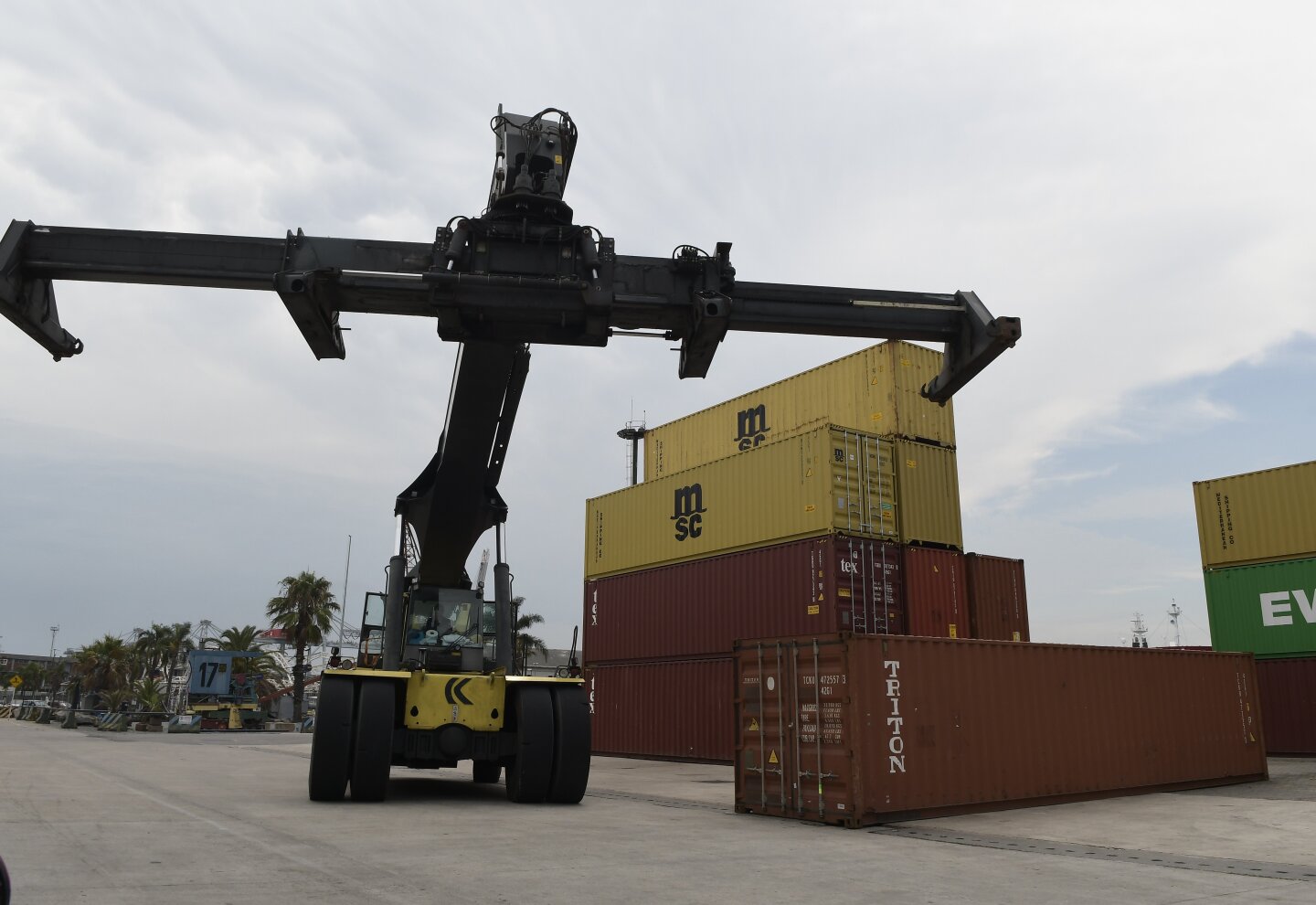 Los exportadores uruguayos rechazan la propuesta del gobierno de Milei de cobrar la deuda con un bono