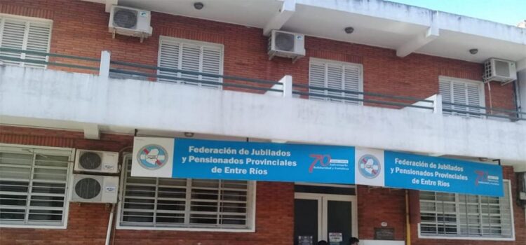 Cuestionan los $1.300 millones que recibe la Federación de Jubilados de Entre Ríos