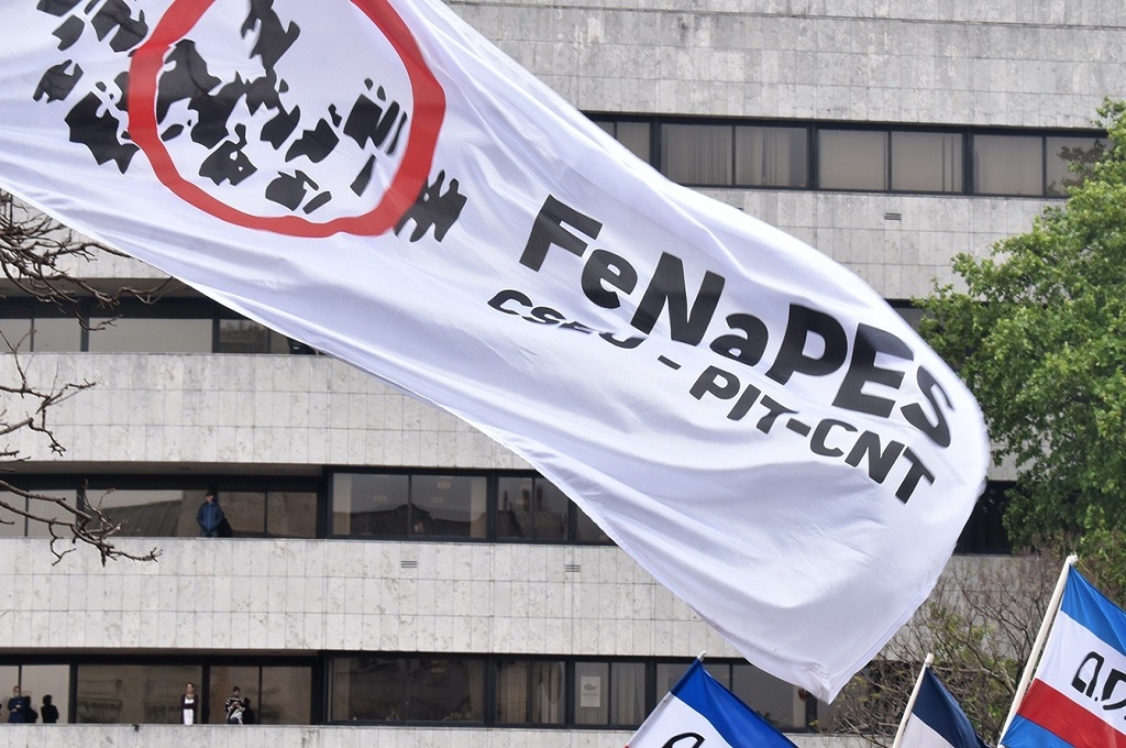 Docente fraybentino en informe de Investigadora por licencias sidicales