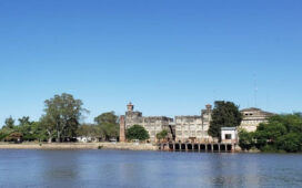 Comenzaron los trabajos de retiro de fueloil en el exfrigorífico