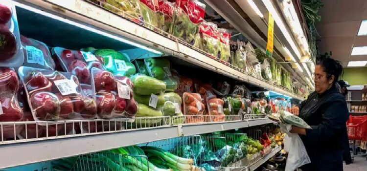 Argentina: Las ventas en supermercados se desplomaron 17,8% en octubre