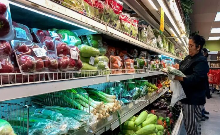 Argentina: Las ventas en supermercados se desplomaron 17,8% en octubre