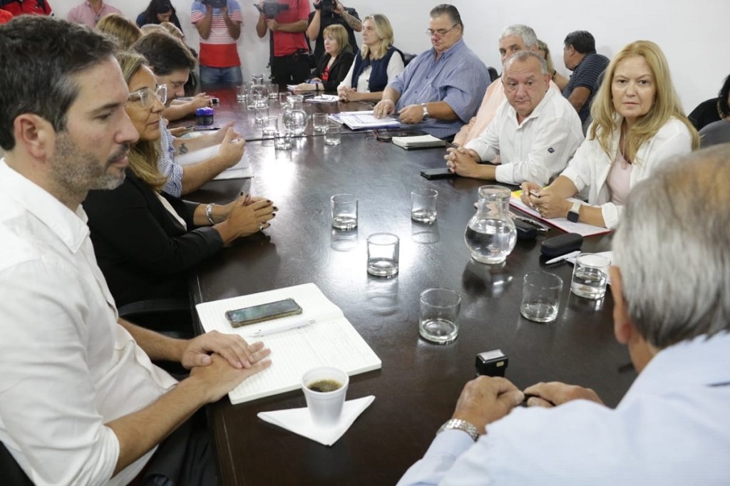 El gobierno de Entre Ríos adelanta la audiencia paritaria docente