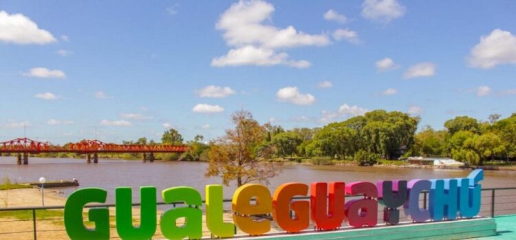 El 15 de diciembre, Gualeguaychú inaugura el verano con música, cultura y la apertura oficial de playas en la zona portuaria.