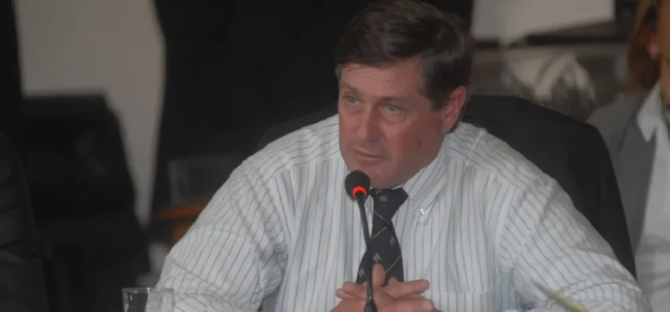 Caso Besozzi: el gobierno pide esperar a la Justicia y el Partido Nacional habla de "operación política"