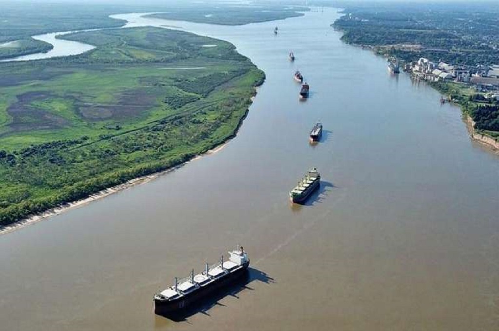 Lanzan un paro de 24 horas en los puertos, por la crisis en la hidrovía