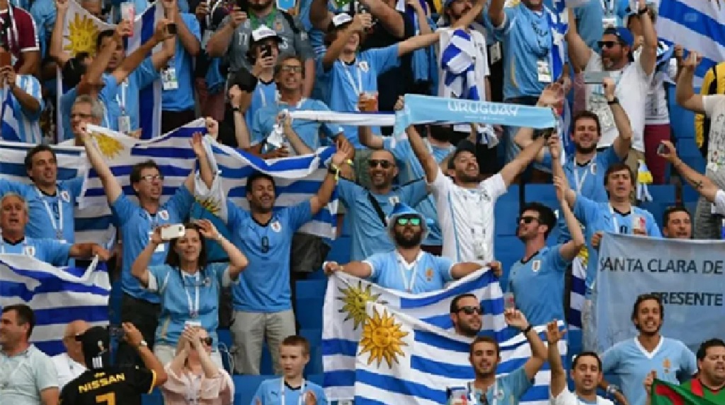 Polémica por la nueva canción de los hinchas de Uruguay para Qatar 2022
