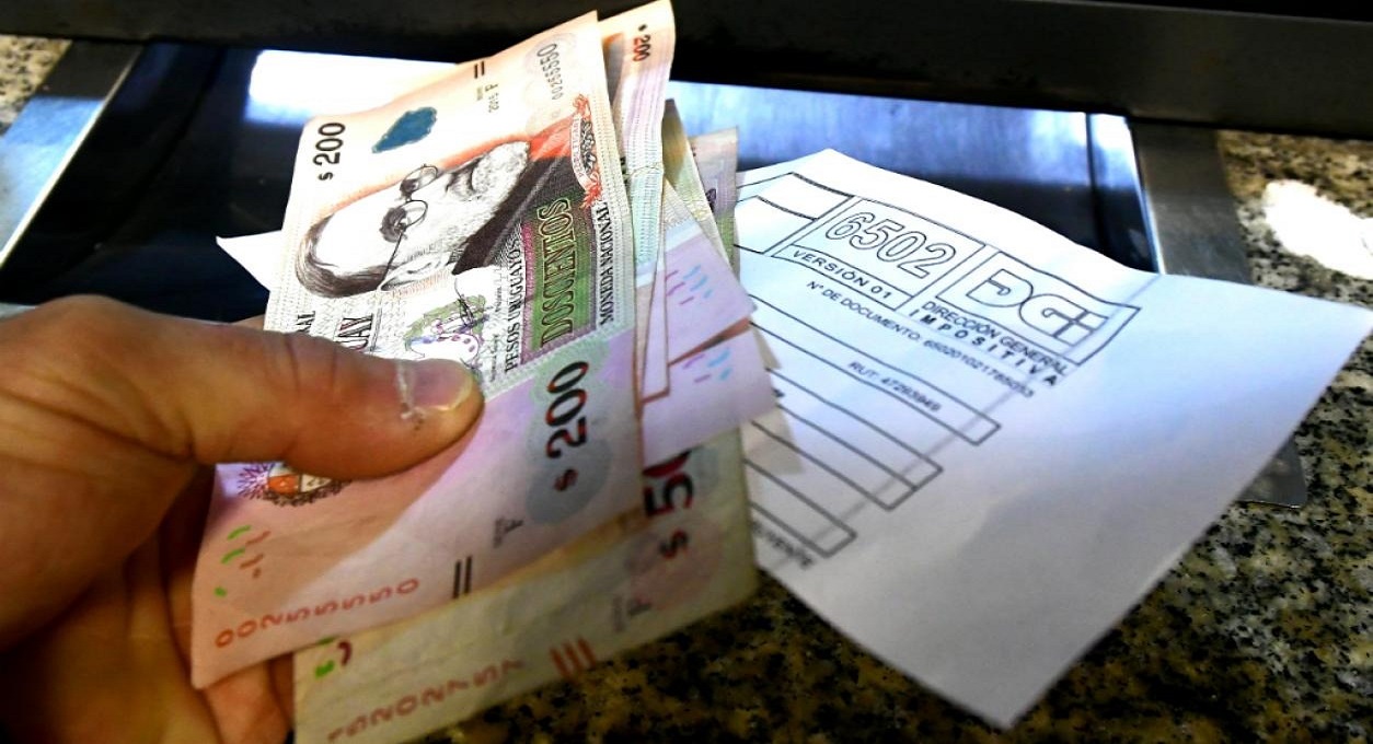 DGI empezó a acreditar devoluciones de IRPF que se depositan en cuentas bancarias