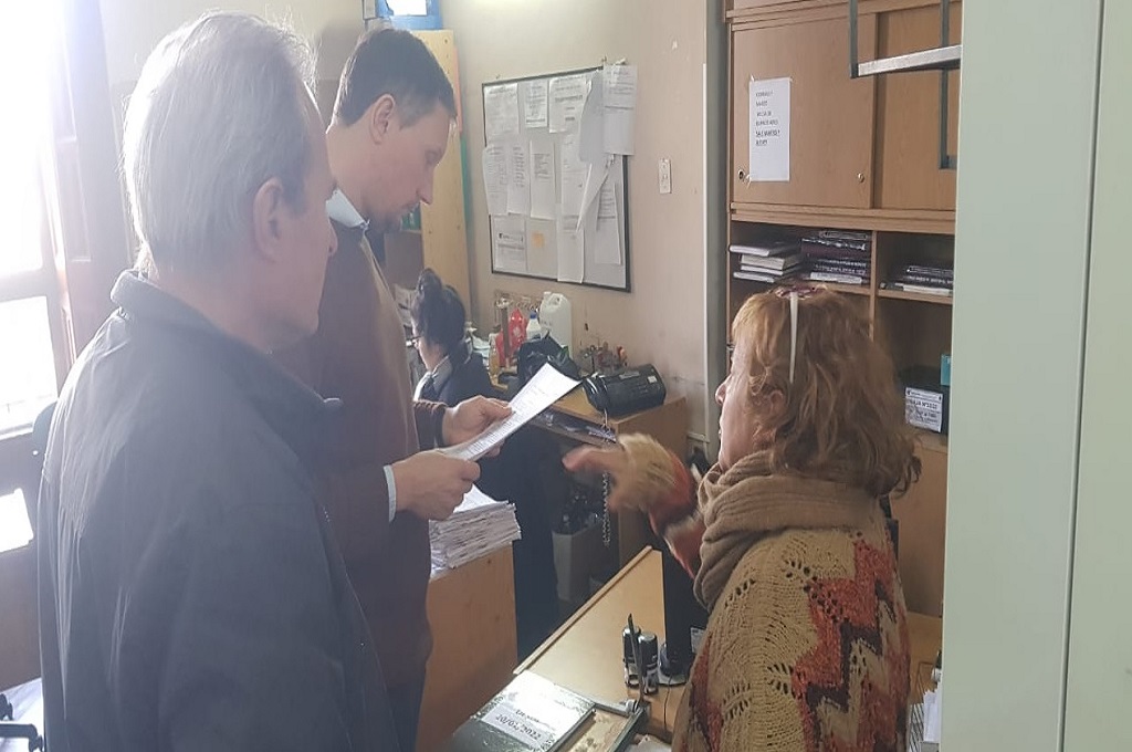 Jubilados autoconvocados de Entre Ríos entregaron nota en Casa de Gobierno con reclamos salariales