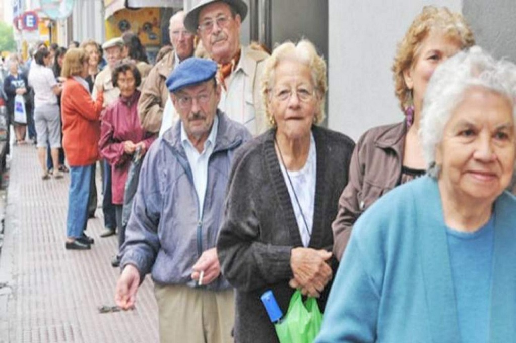“Veníamos derrapando y nos estrellamos” dicen desde los jubilados autoconvocados