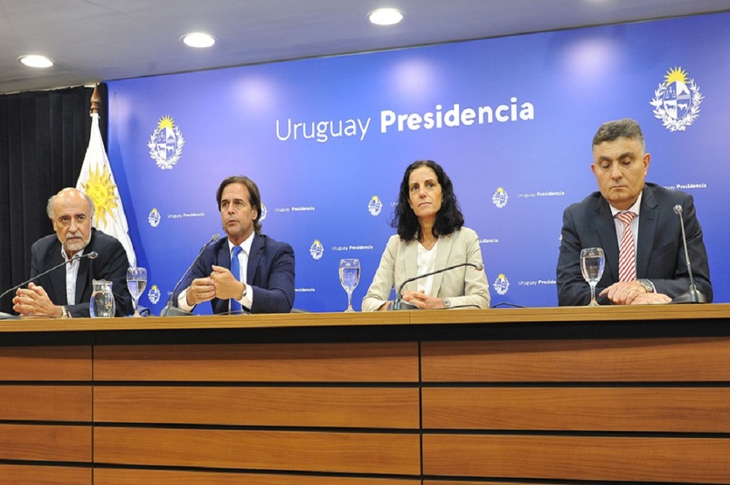 A días de la Cumbre de las Américas, Estados Unidos felicitó a Uruguay por su “liderazgo” en la región