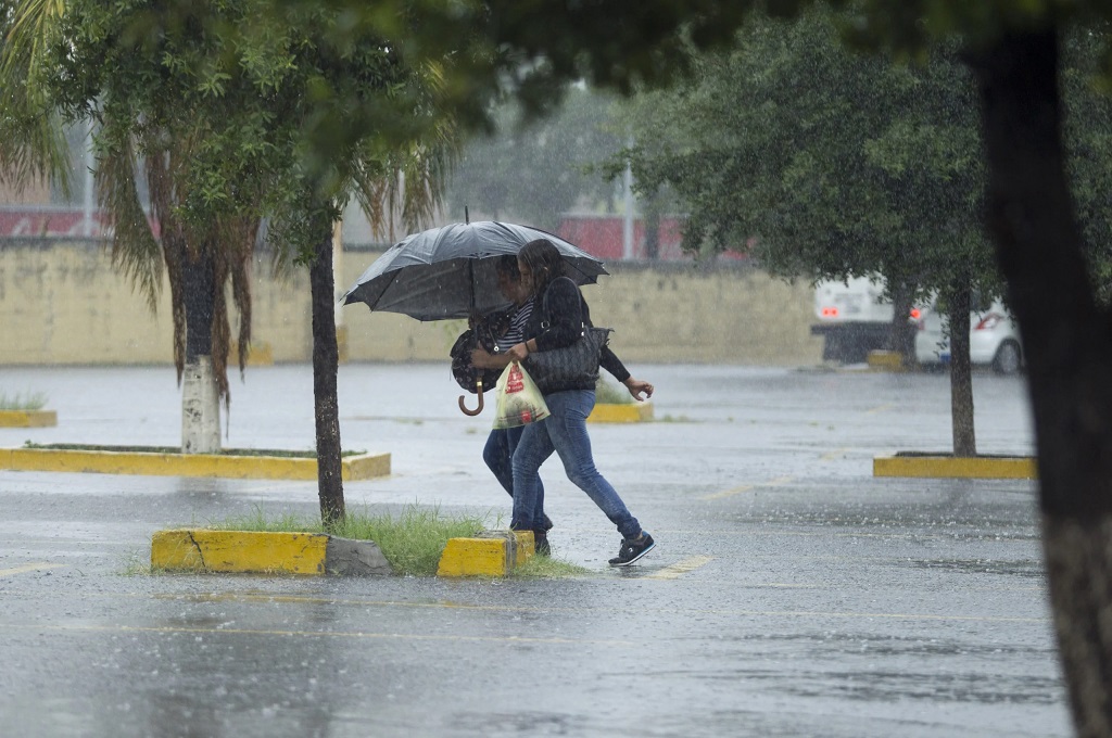 El Niño causará un trimestre lluvioso, con una fase de aguas oceánicas cálidas