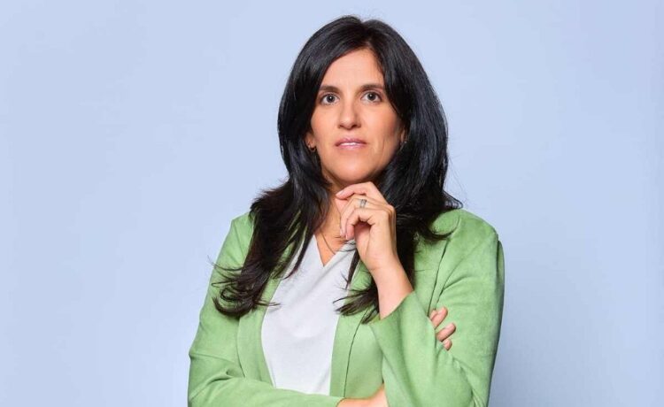 Lorena Quintana, candidata a vice de Manini, contra los derechos, la paridad y la diversidad