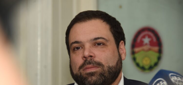 El Gobierno evalúa volver convocar a los docentes entrerrianos