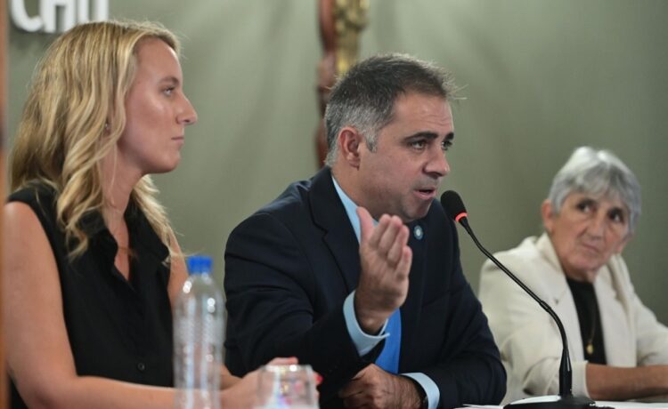 Davico habló de logros en materia fiscal e inversiones