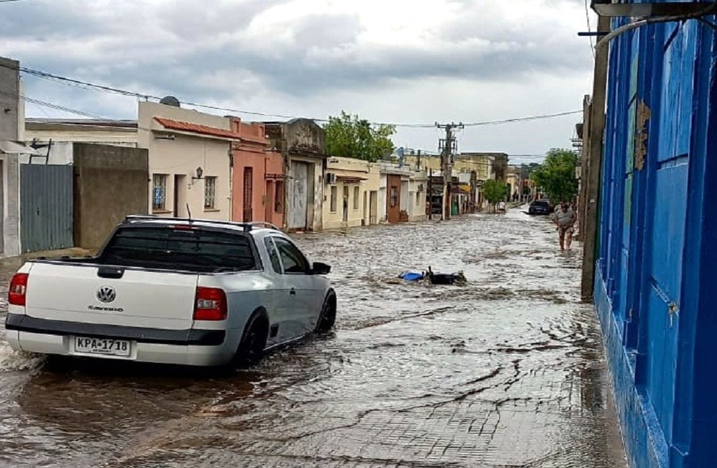 Lacalle Pou temporal Mercedes