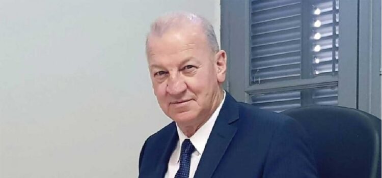 La pretensión del intendente de Gualeguaychú, Mauricio Davico, de incorporar ese departamento a los beneficios de los excedentes de Salto Grande que administra la CAFESG, removió cuestiones que hacen a la historia del manejo de esos fondos y discusiones sobre lo que está normado y aquello que no.