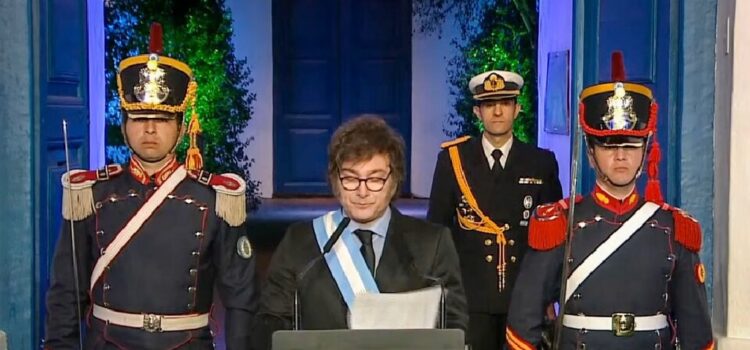 Milei solo logró un acto frío para un Pacto de Mayo devaluado