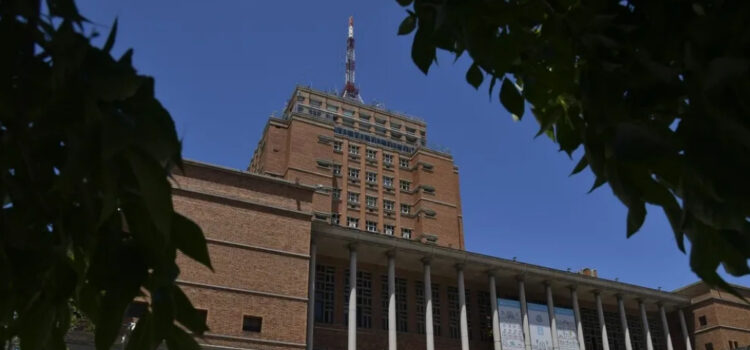 Montevideo ofrece cursos laborales a personas trans y no binarias