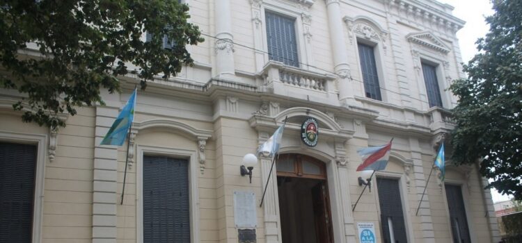 La gestión Davico ya eliminó el 60% de las tasas municipales