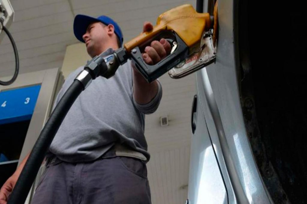 Podría haber otro aumento en el precio de la nafta