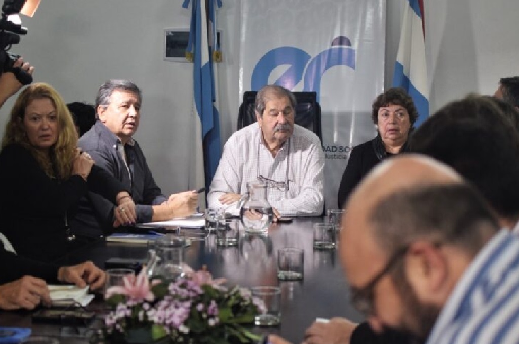 El gobierno no dió respuestas a los reclamos de los docntes entrerrianos