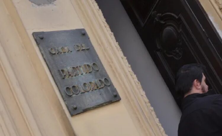 El secretario general del Partido Colorado, Andrés Ojeda, apuntó contra la actual integración del organismo público y acusó al Frente Amplio de querer "restringir" a la Coalición Republicana.