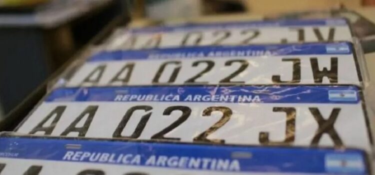 Vacaciones en riesgo: argentinos con patentes provisorias no podrán cruzar a Uruguay y Brasil