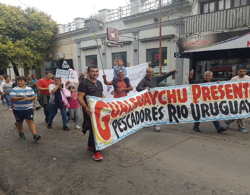 Pescadores volverán a marchar eclamando autorizen pesca nocturna