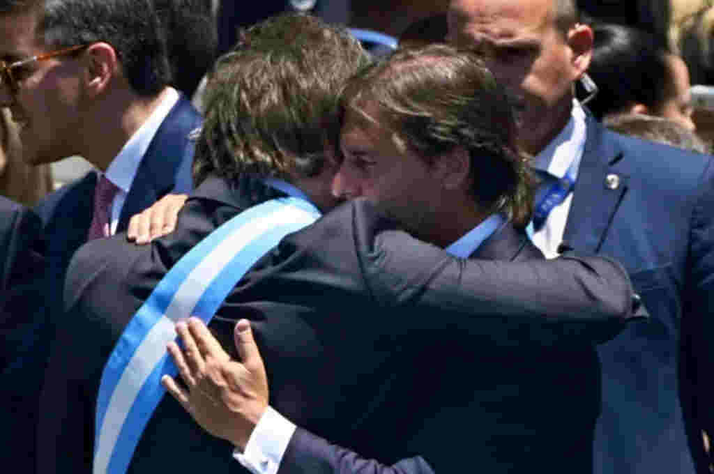 Lacalle Pou coincidirá con Milei en un foro en Argentina