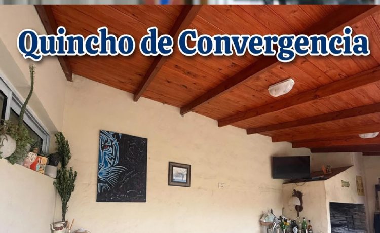El Quincho: Brasas de carbón, política caliente y un pueblo que ya no espera