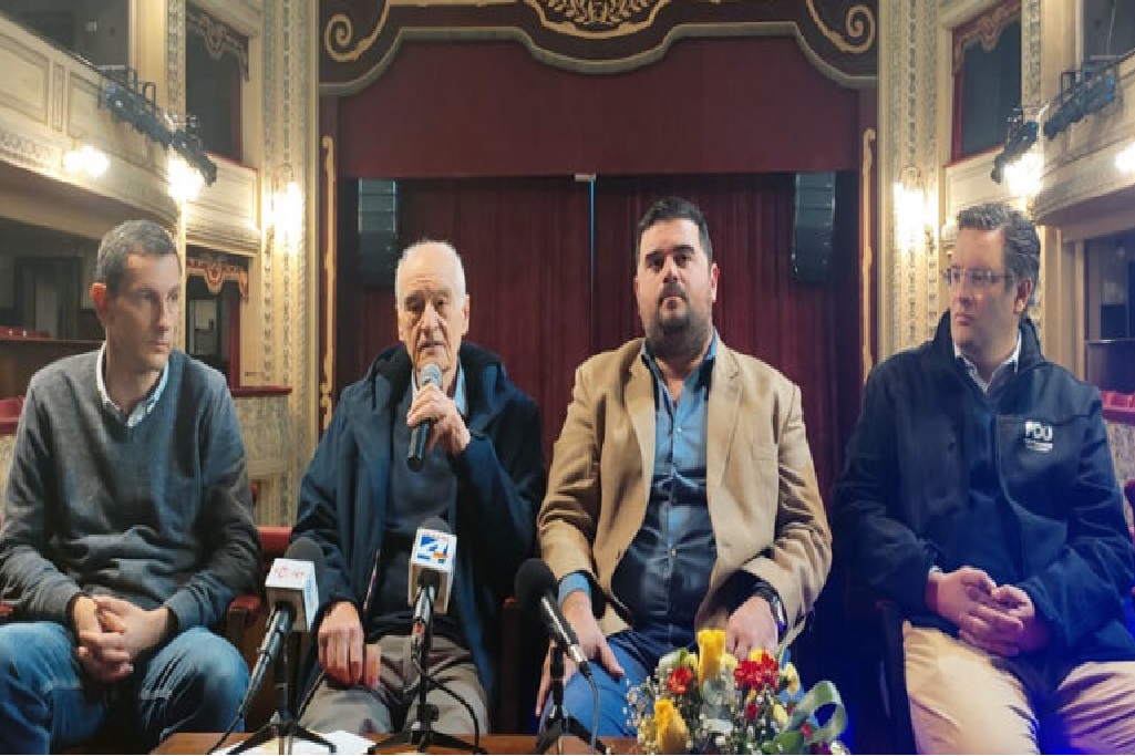 Paysandú: Reabre un remozado Teatro "Florencio Sánchez"