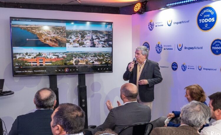 La Intendencia de Río Negro presentó sus propuestas en la Expo Prado 2024