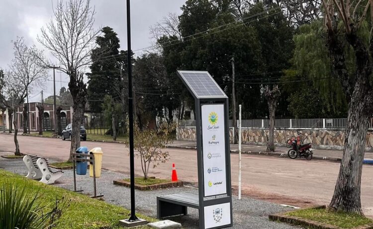Nueva iluminación en Plaza Libertad de San Javier