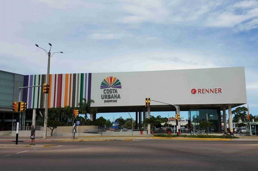 Los shoppings en Uruguay tuvieron un buen año, aunque sintieron el “efecto Argentina”
