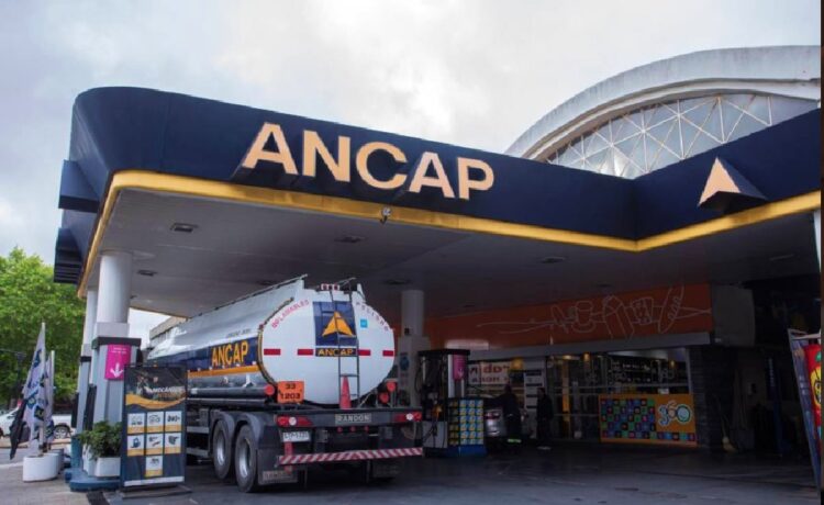 La recuperación en la venta de combustibles en Salto es US$4 millones mensuales. “Estamos equiparados”, con Concordia