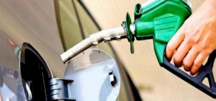El litro de nafta roza los $2000 pesos: este sábado volvieron a subir el precio de los combustibles